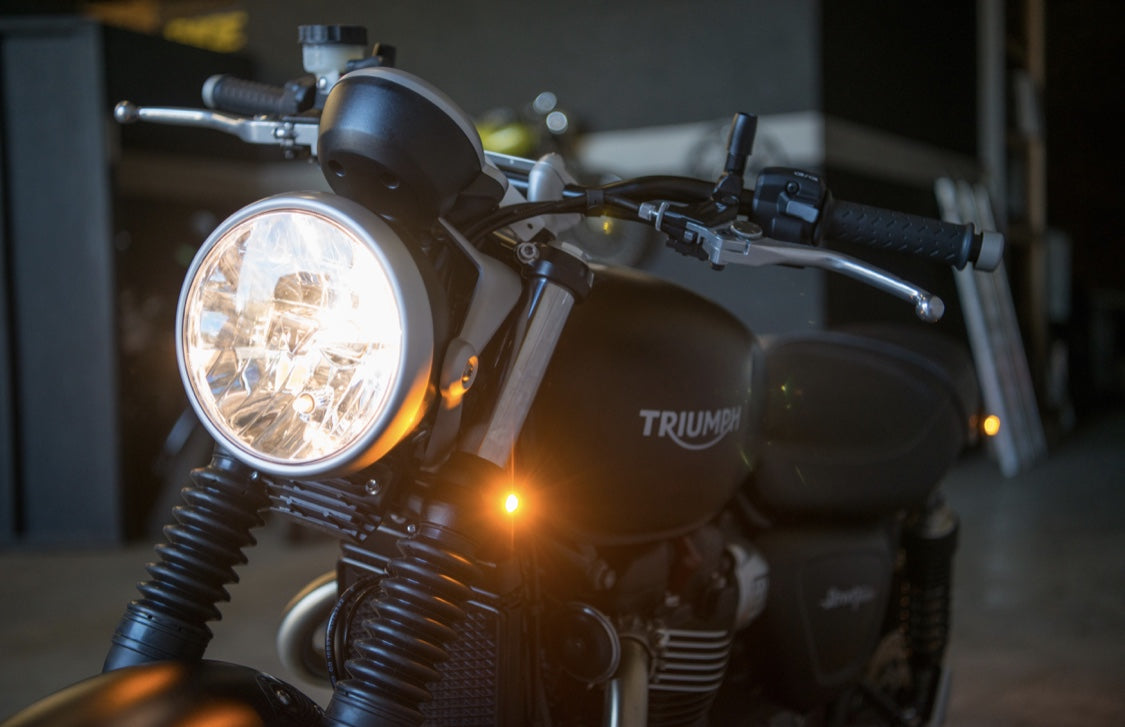 Analog Motor Goods LED Signal Pod Turn Signals - 2016+ Triumph Classics