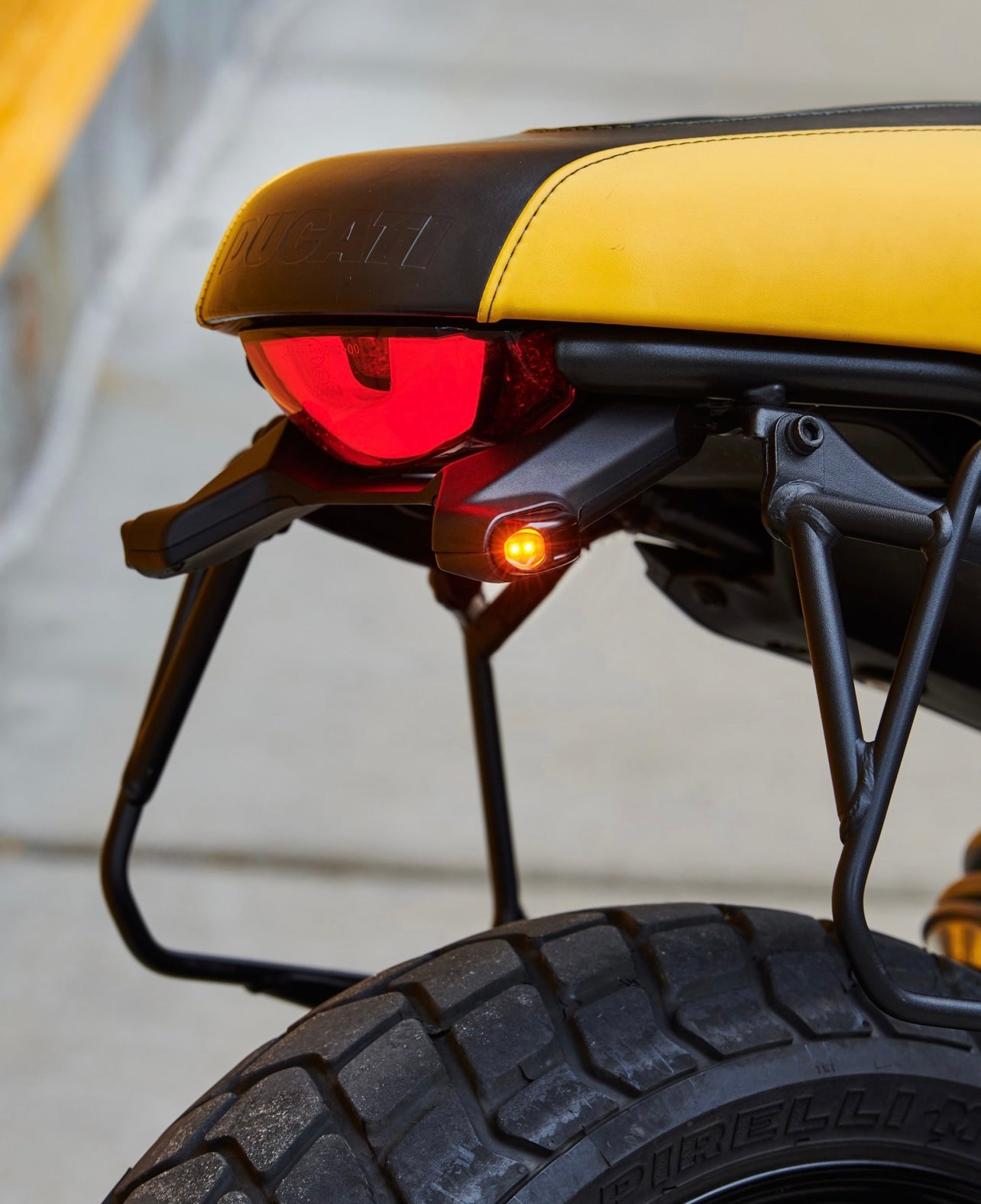 Ducati scrambler indicators online