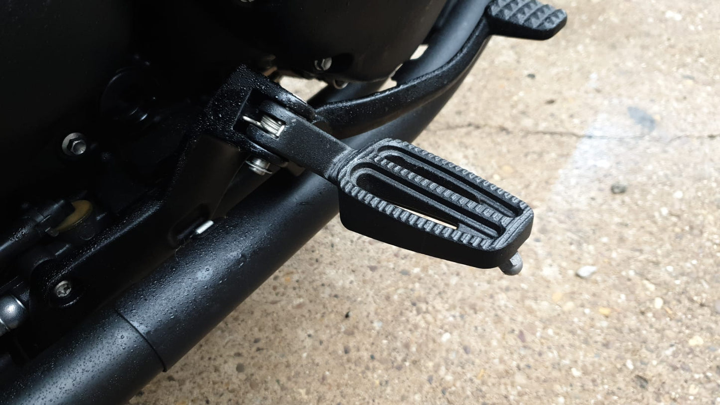 Motone Ranger Foot Peg Set - Triumph Bobber - Black