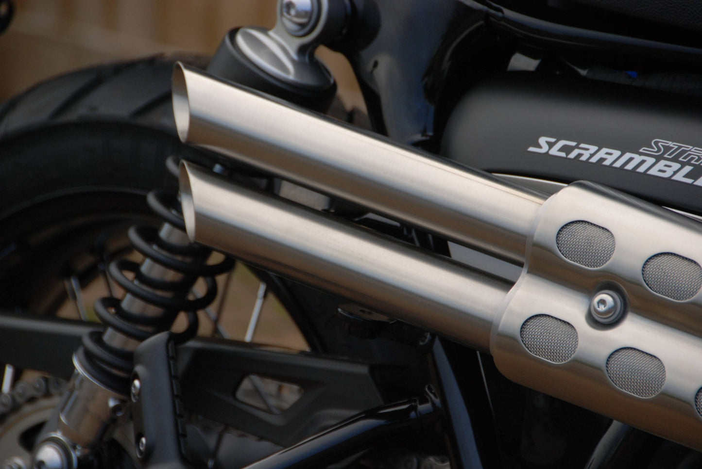 Total Triumph Slash Cut / Guy Martin Slip On Silencers - Triumph Street Scrambler